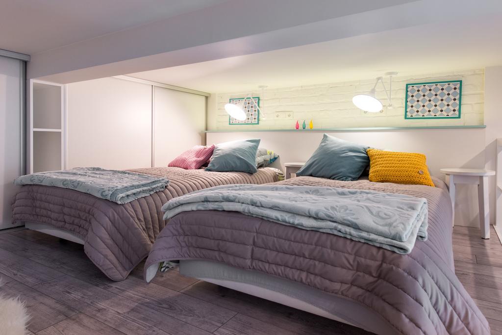 Cheerful Air Conditioned With Mezzanine And Parking - Old Town Krakov