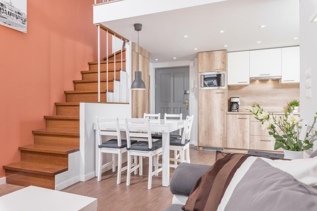 Apartmán Cheerful Air Conditioned With Mezzanine And Parking - Old Town