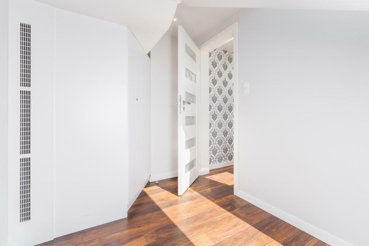 Apartmán Cheerful Air Conditioned With Mezzanine And Parking - Old Town *